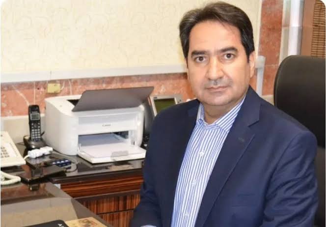 دکتر ابراهیم احمدی